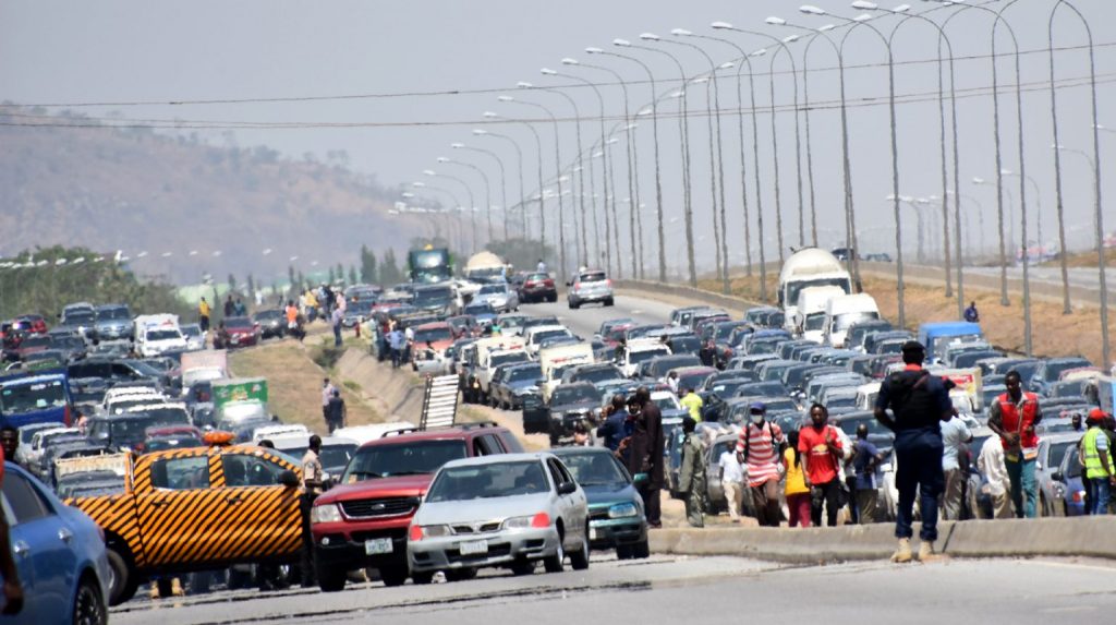 Traffic along Abuja-Kubwa-Zuba (Source: National-Wire)